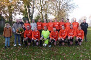 Hannink Makelaars nieuwe shirtsponsor S.V. Mariënheem 3 2