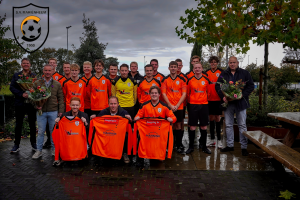 Nieuwe wedstrijdshirt senioren 9